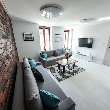 Loft Straganiarska Апартаменти Гданськ